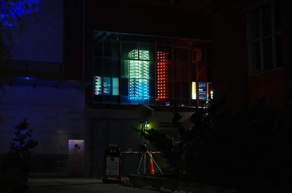 re|thread, un|fold. Nobel Week Lights 2022