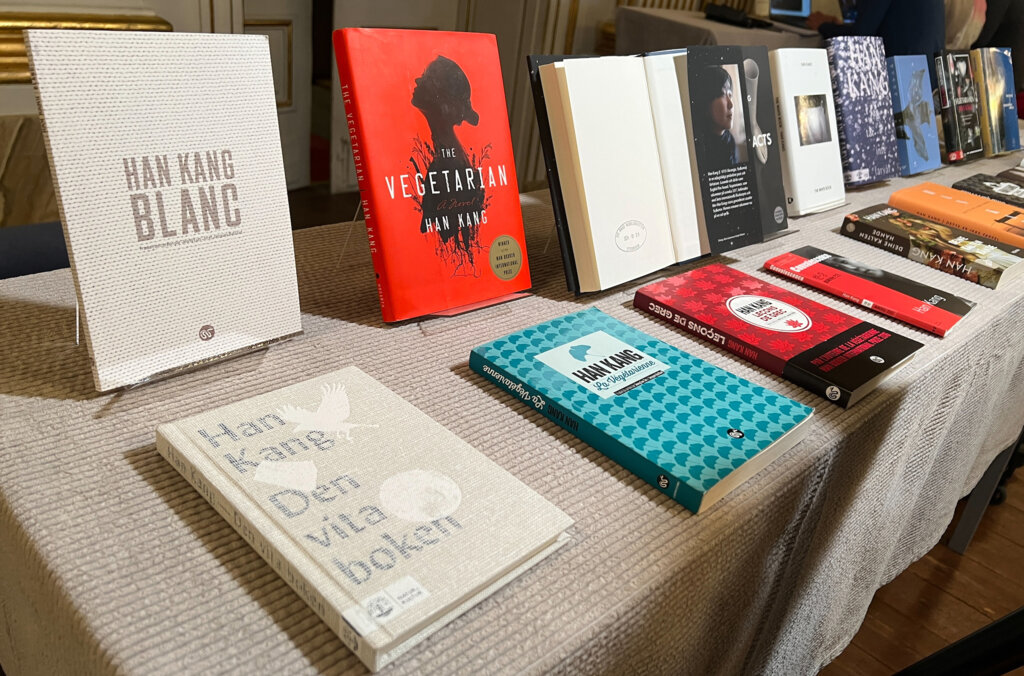 Books by Han Kang.