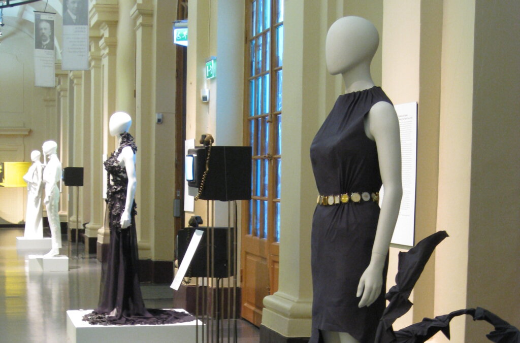 Fashion innovation 2011