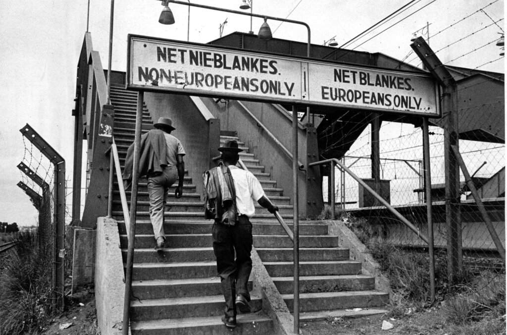 Lesson_Peace_2026_trainstation1972.jpg