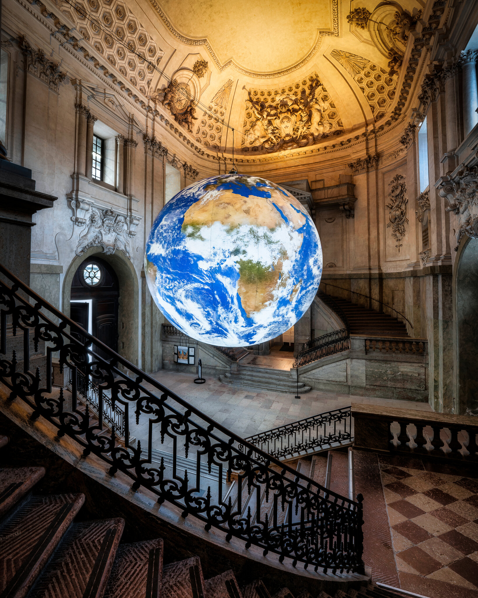 Luke Jerram, Gaia