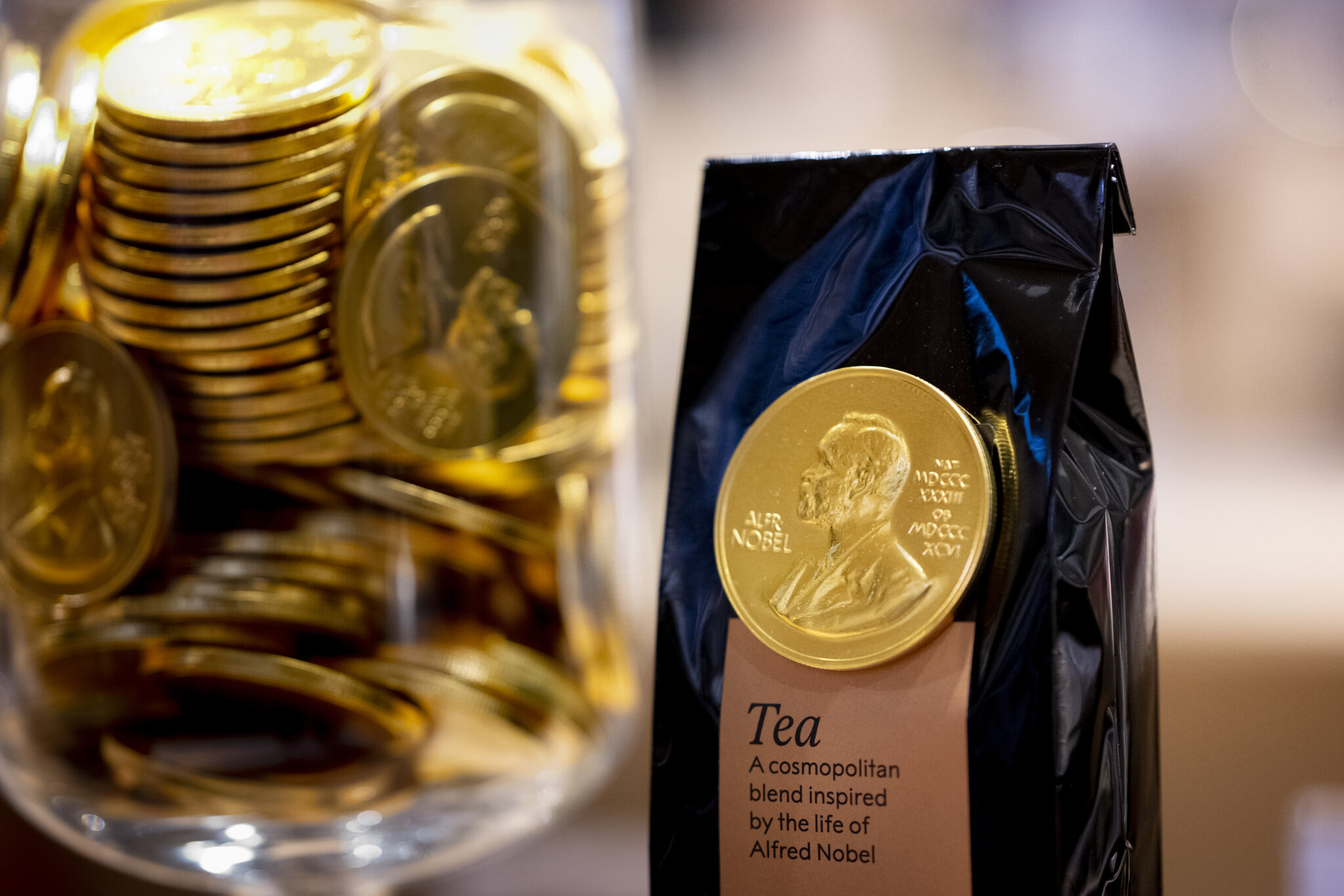 Nobelte och chokladmedaljer.